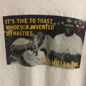 Vintage 90’s Chicago Bulls Miller Lite XL t-shirt